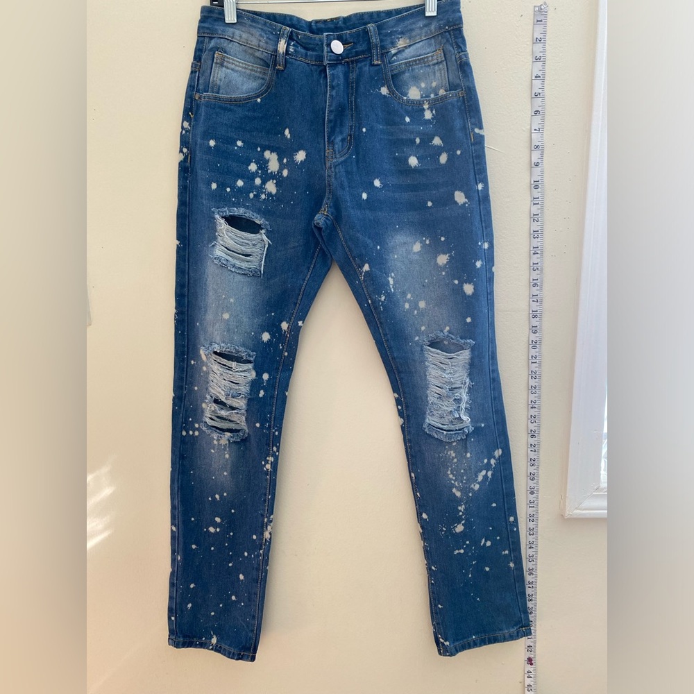 NWT FREDD MARSHALL ripped straight cut paint splattered jeans for men